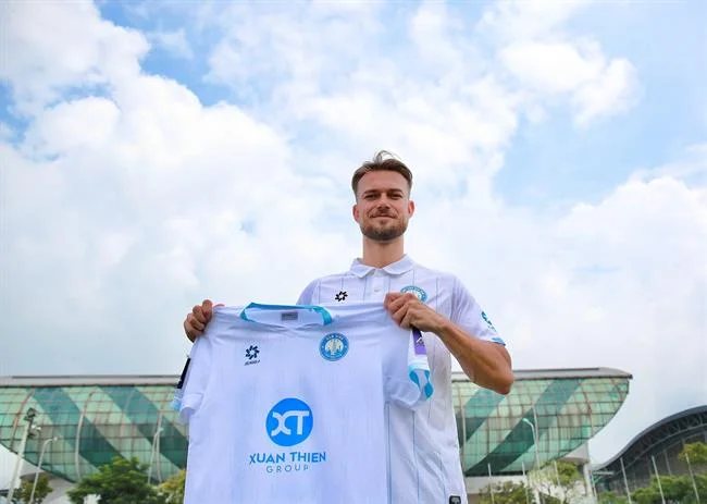 Hình ảnh tổng hợp thể hiện sự đa dạng của các trò chơi casino trực tuyến tại F1686